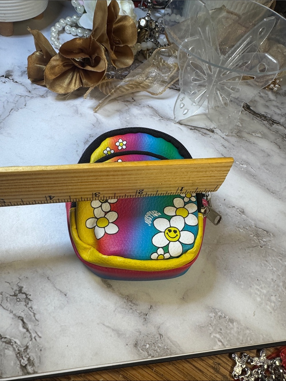 Rainbow Floral Coin Pouch with Smiley Daisies Keychain - Picture 6 of 6